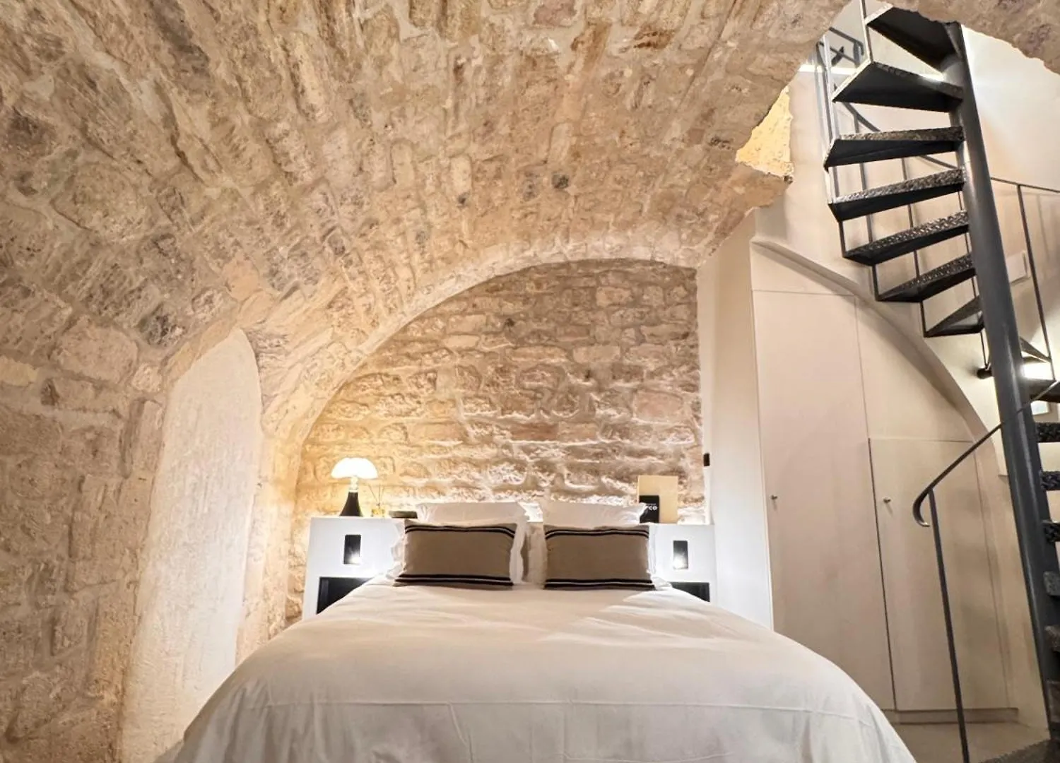 Luxury Suite 2Br In Charming Courtyard Le Marais Paris